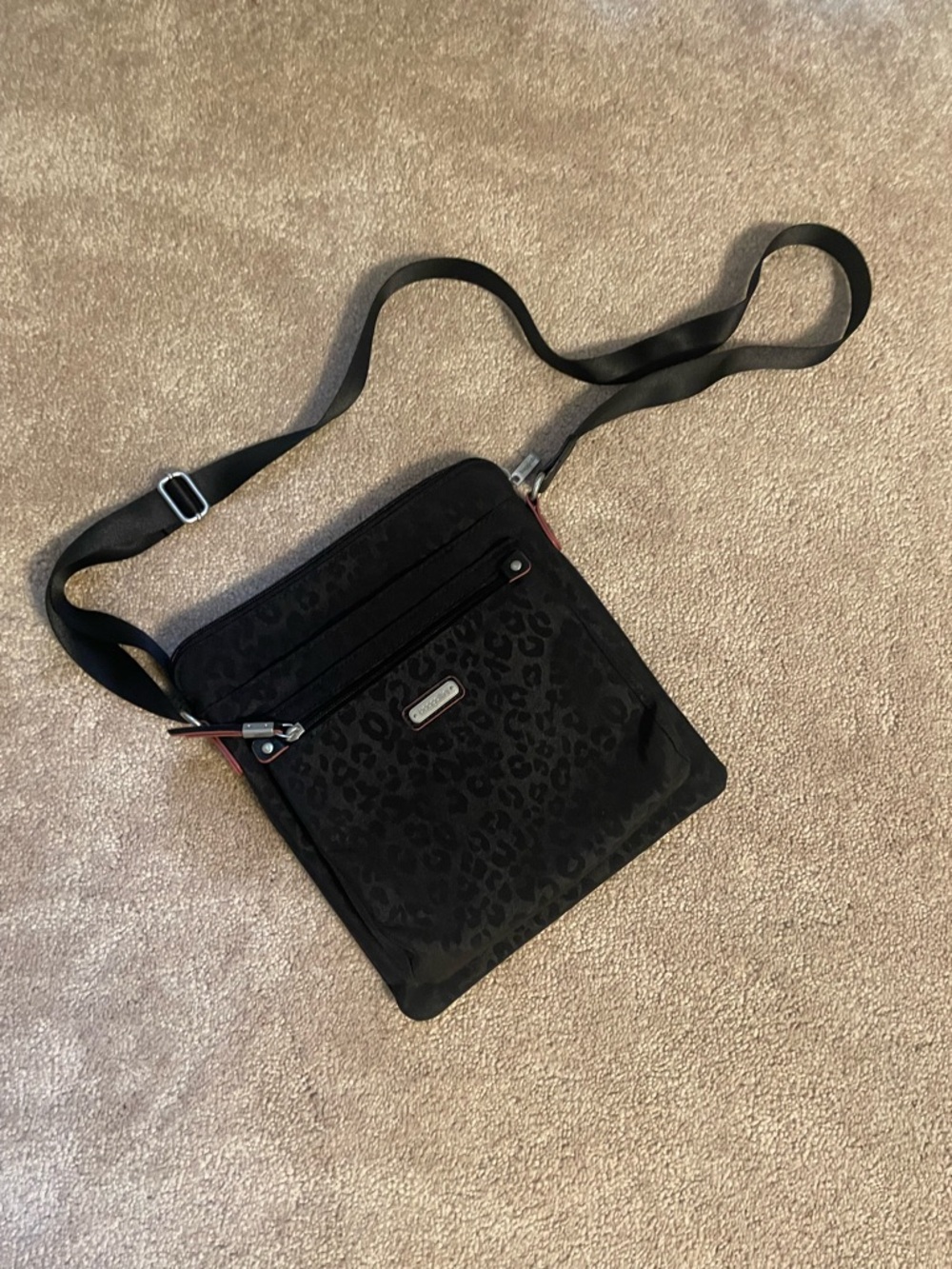 Baggallini Black Leopard Jacquard Front Zip Crossbody